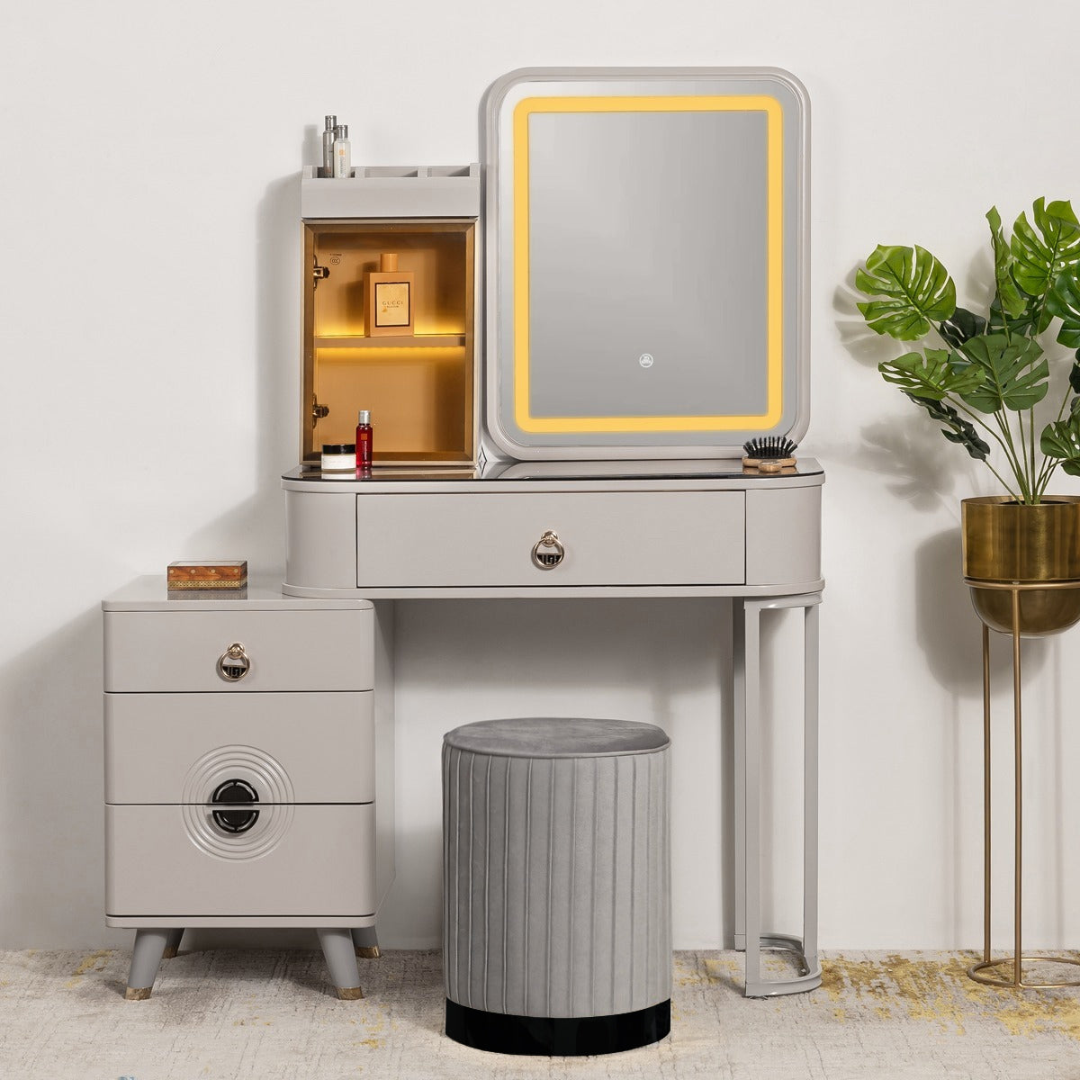 Golden Glamour Dressing Table & Vanity Set With Mirror & Black Base Po