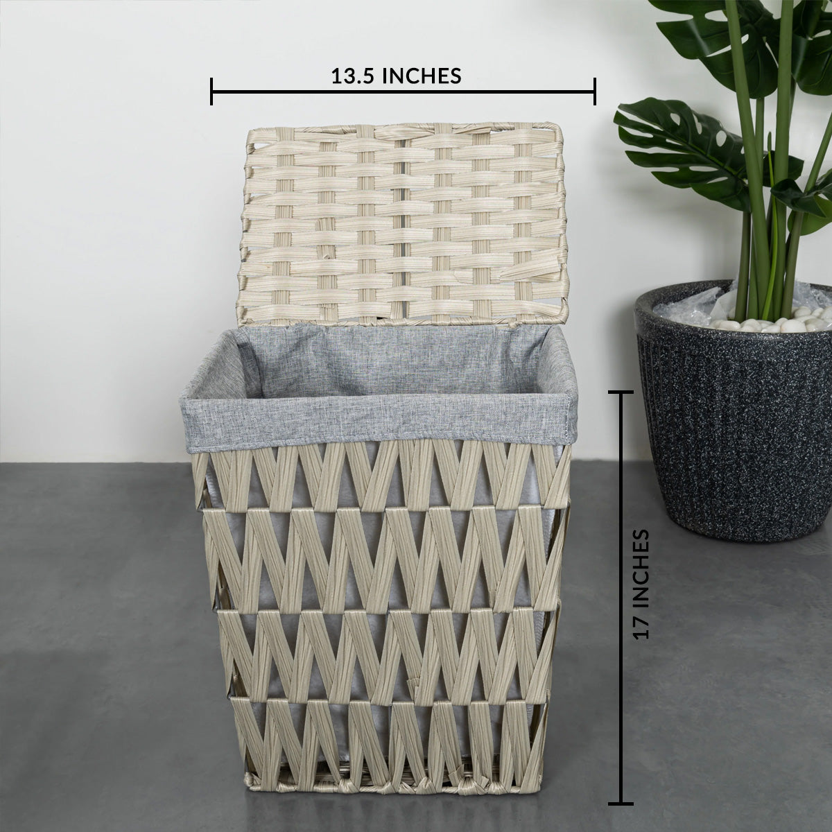 Clean Sweep Laundry Bucket (SMALL)