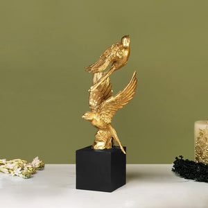 Loving Whispers Home Decoration Showpiece