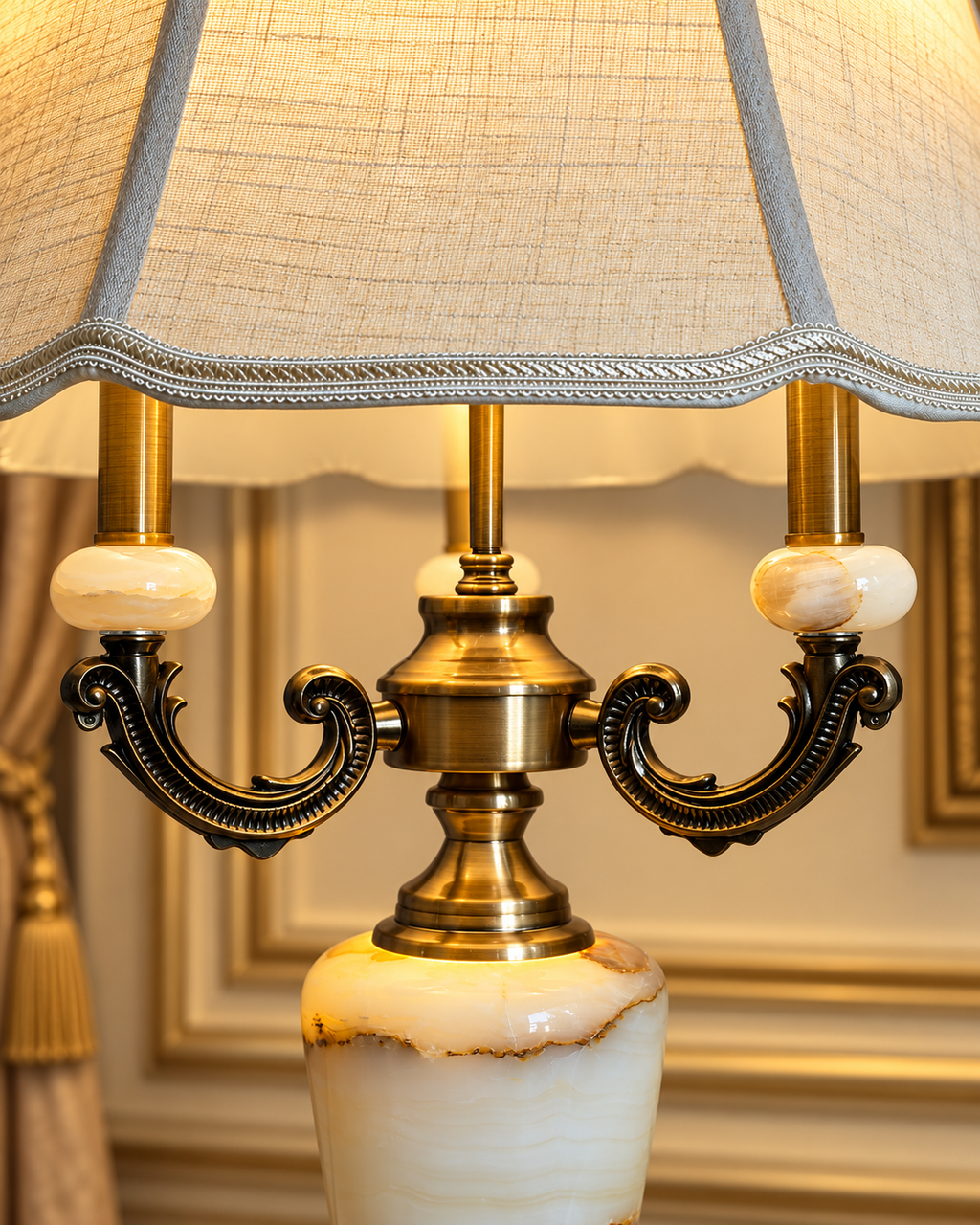 Verona Grandeur Designer Table Lamps for Living Room