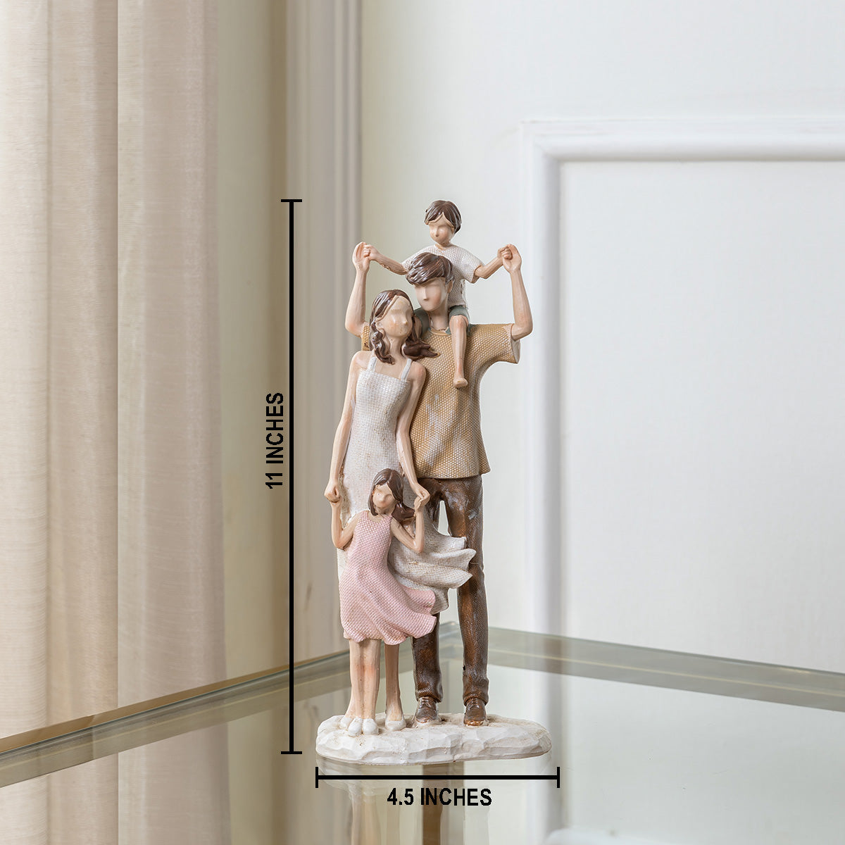 Forever Family Moment Home Decoration Item & Table Decorative Showpiece