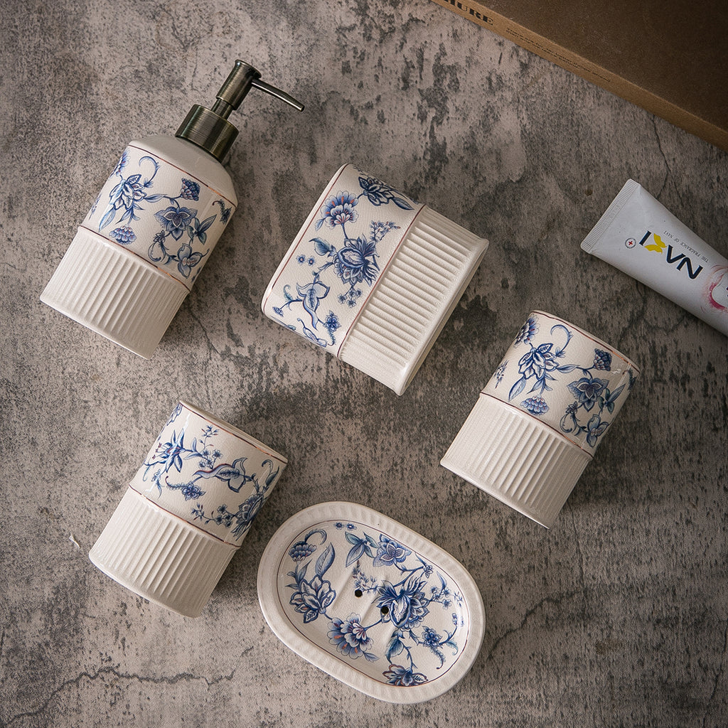 Heritage Botanica ceramic bathroom accessory set (Blue Pottery)
