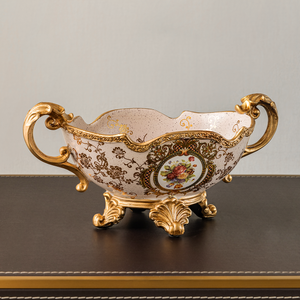 Victorian Grandeur Decorative Vase  & Showpiece & Items for Room Decoration