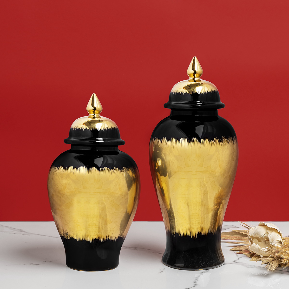 Venezia Decorative Vase and Showpiece - Set Of 2