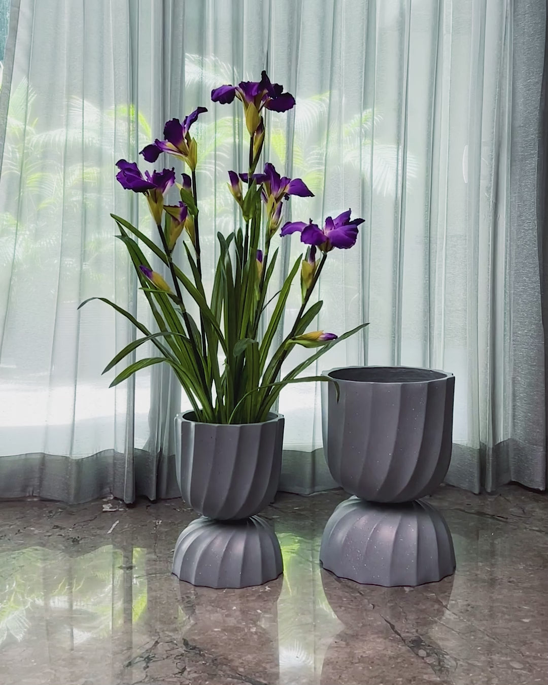 Elegant Swirl Indoor Planters For Home - Set of 2 (Grey)