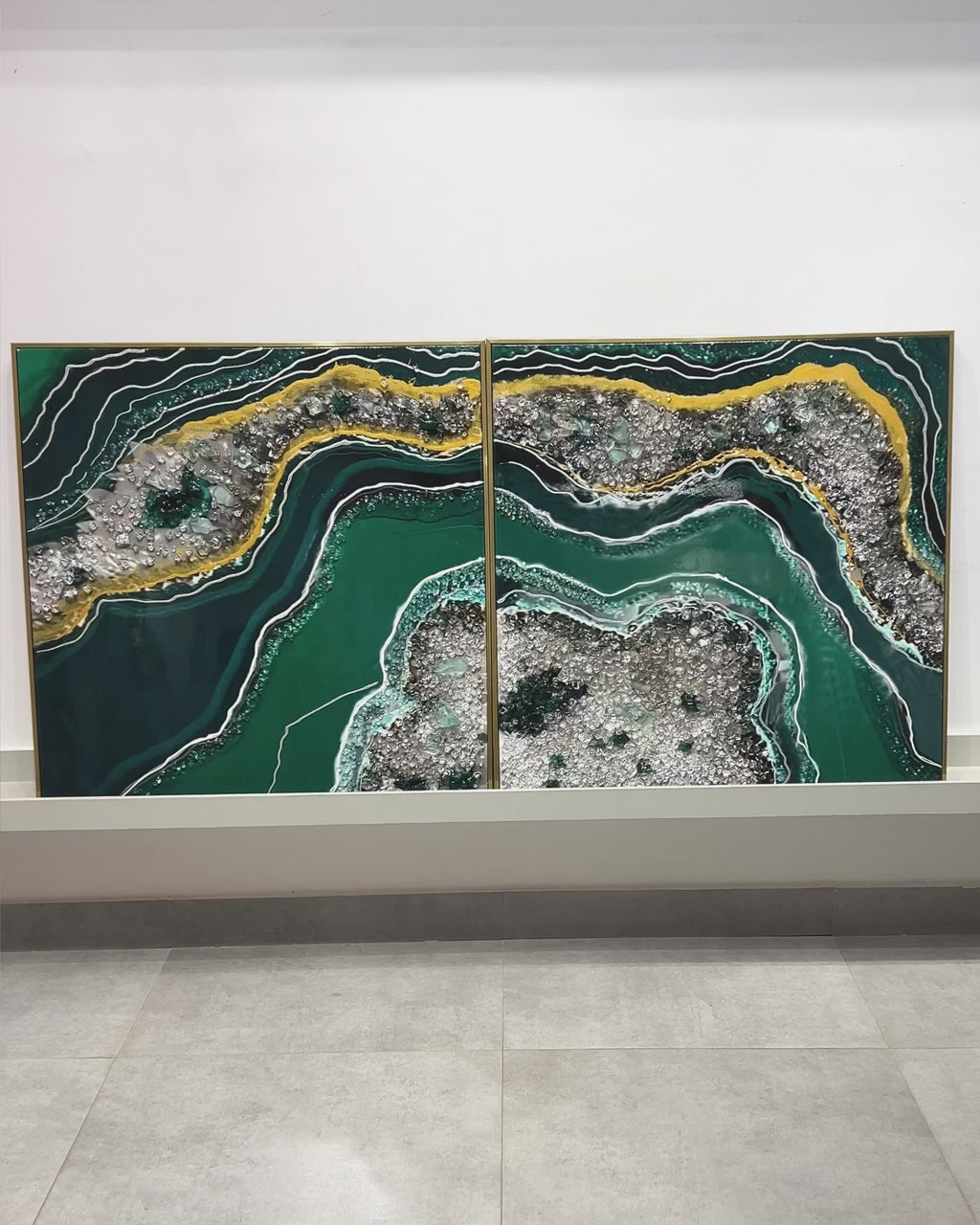 Verdant Sparkle Resin Art Wall Painting - Set of 2