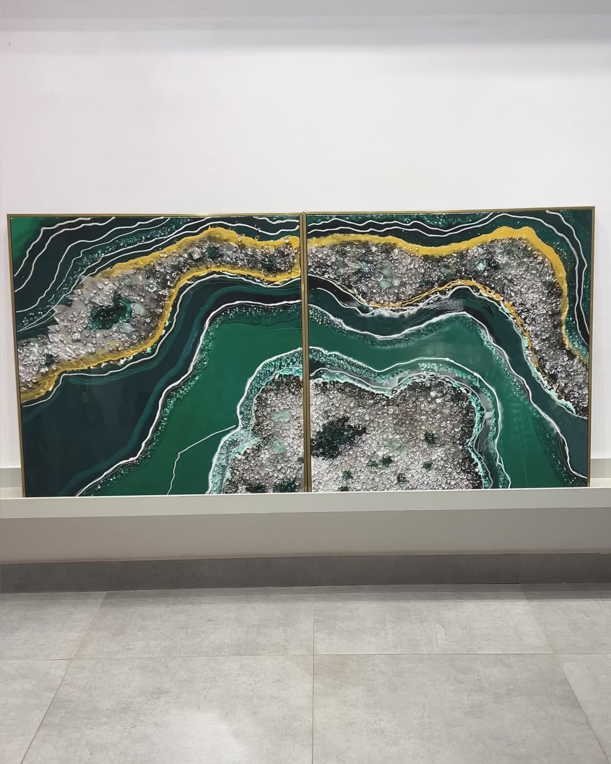 Verdant Sparkle Resin Art Wall Painting - Set of 2