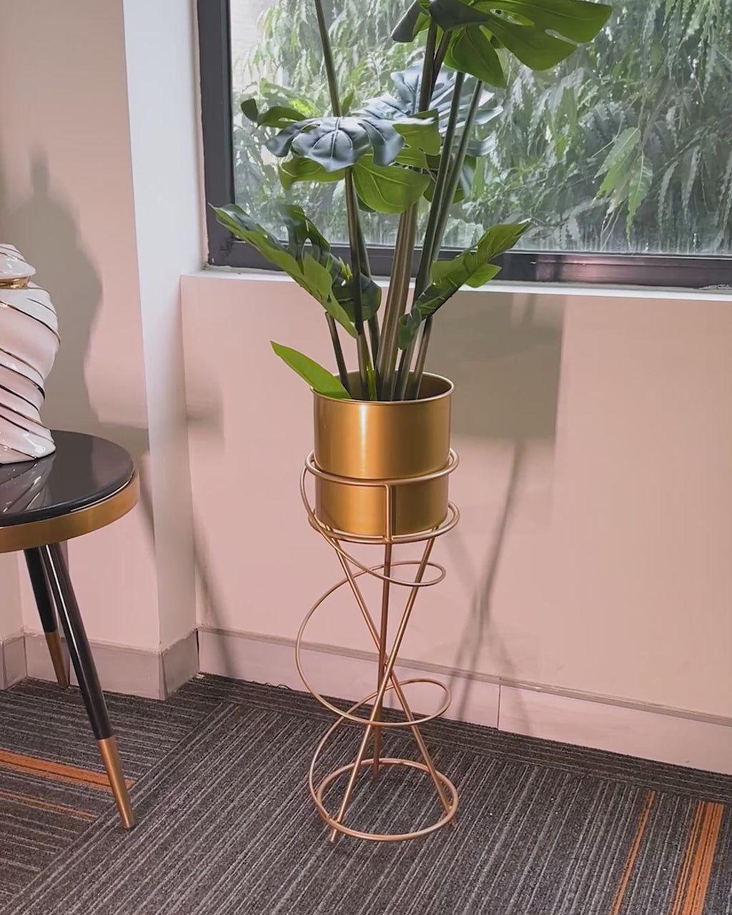 On-Trend Abstract Gold Planter - Modern Metal Planter - Medium