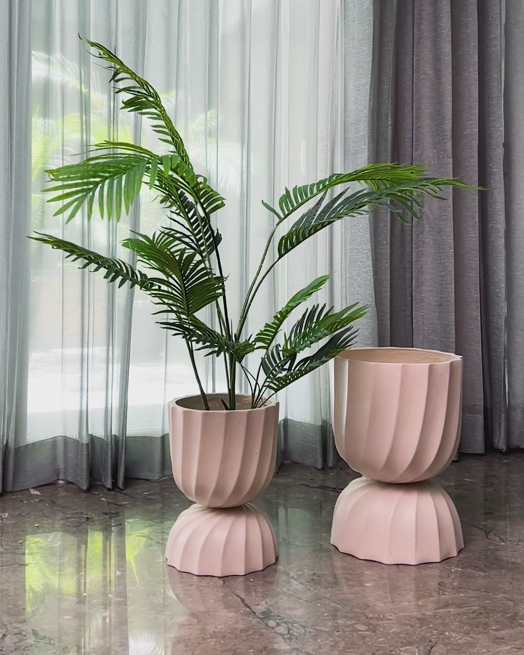 Elegant Swirl Indoor Planters For Home - Set of 2 (White)