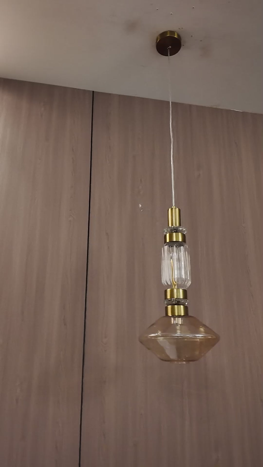 Evergreen Aura Light Pendant Light For Home & Home Decoration Item