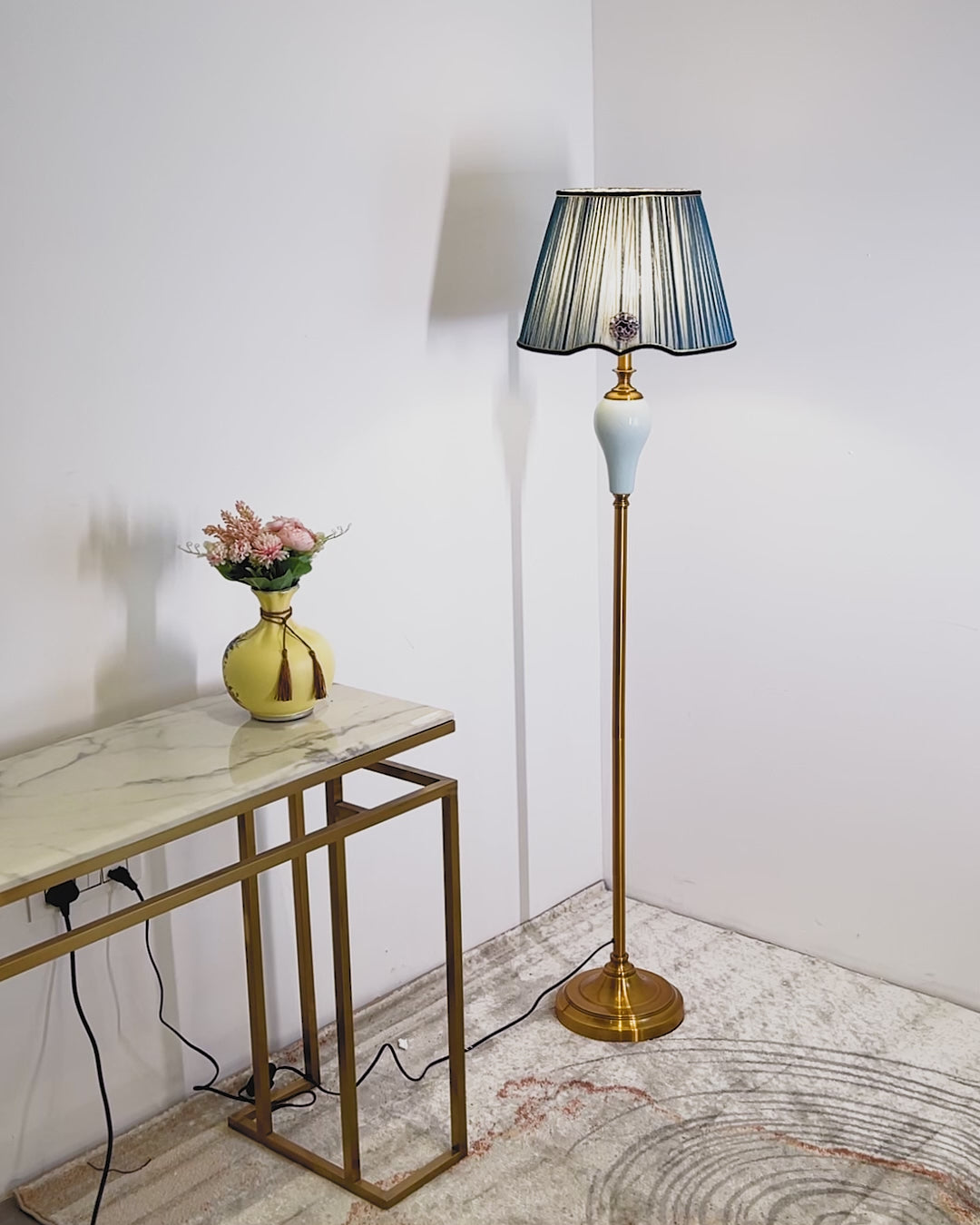 Lladro English Floor Lamp