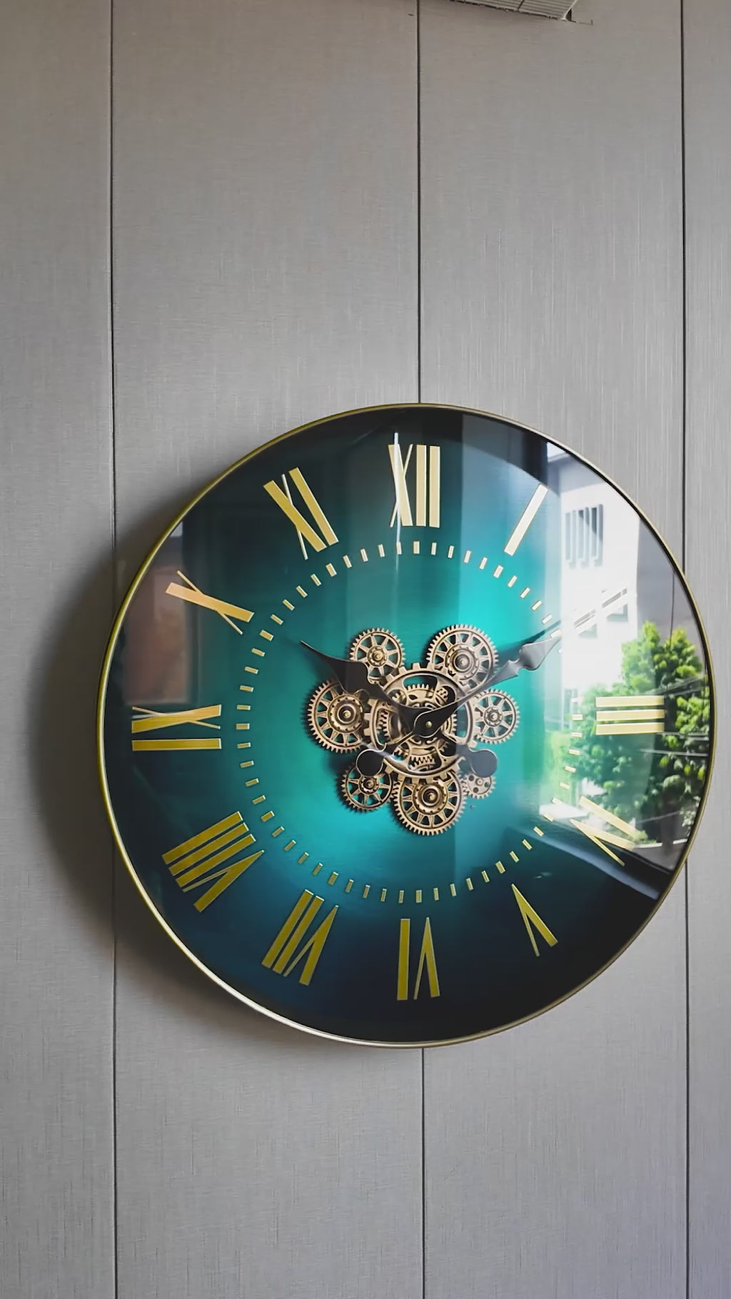Classic Aura Luxury Designer Silent Movement Wall Clocks for the Home With Moving Gear Mechanism Buy Wall Clock Online (Steel Body)