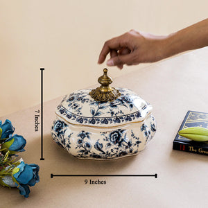 Oxford Lidded Decorative Ceramic Vase and Showpiece
